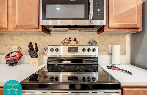 Seasons House | 4BR Near Disney Bella Vida Resort Pool BBQGrilln