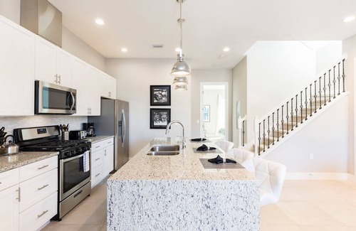 West Kissimmee Villa | ♥ 5 BR 6 BA Villa 5min→Disneyworld | 2169ft² | BBQ