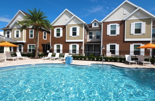 West Kissimmee Villa | ♥ 5 BR 6 BA Villa 5min→Disneyworld | 2169ft² | BBQ