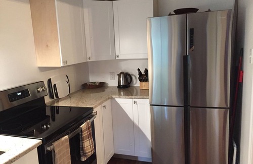 St. Petersburg - Clearwater House | 5-Room Apt. Pool & Gardens , Near Downtown-monthly only