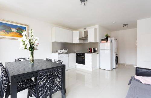 Le Blanc-Mesnil Apartment | 50 m² Apartment ∙ 2 bedrooms ∙ 6 guests