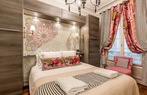 Notre Dame Apartment | 50 m² Apartment ∙ 2 bedrooms ∙ 4 guests