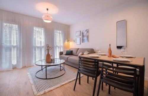 19th Arrondissement Apartment | 50 m² Apartment ∙ 2 bedrooms ∙ 6 guests