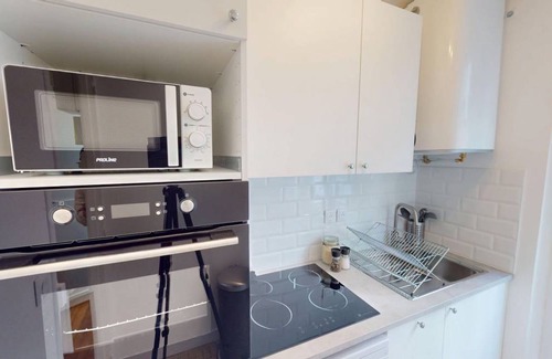 Quartier de Rochechouart Resort | 50 m² Private room ∙ 1 bedroom ∙ 1 guest