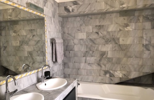 Prince–Marmottan Apartment | 500 m from Roland Garros stadium, apartment with terrace (6-8 people)