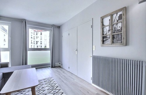 Issy-les-Moulineaux Apartment | 52 m² Apartment ∙ 1 bedroom ∙ 2 guests