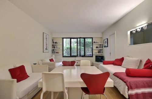 Les Halles Apartment | 54 m² Apartment ∙ 1 bedroom ∙ 2 guests