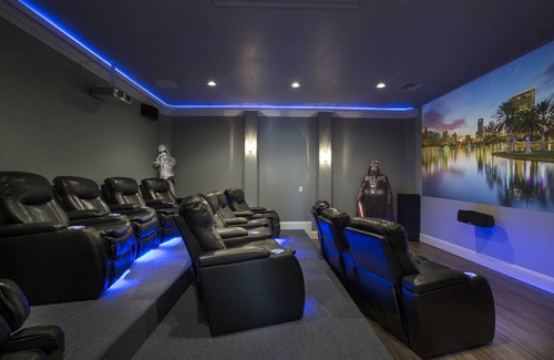 Reunion House | 555 m² House ∙ 7 bedrooms ∙ 17 guests