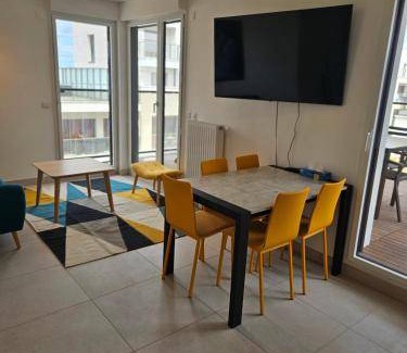 La Varenne Saint-Hilaire Apartment | 56 m² Apartment ∙ 2 bedrooms ∙ 4 guests