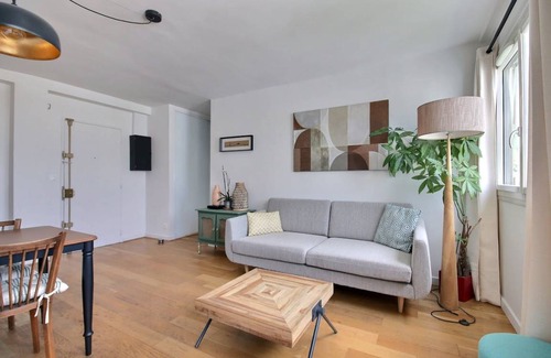 Combat Apartment | 60 m² Apartment ∙ 2 bedrooms ∙ 4 guests