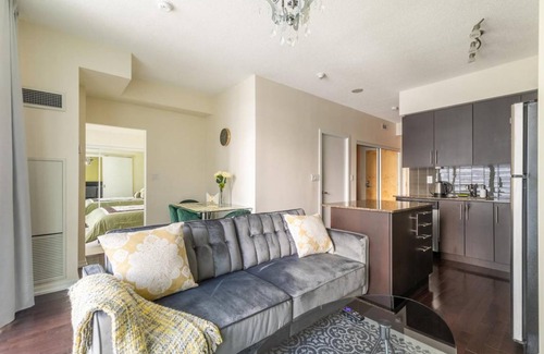 Downtown Toronto Apartment | 60 m² Apartment ∙ 1 bedroom ∙ 4 guests