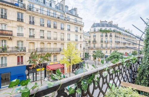 Les Halles Apartment | 60 m² Serviced apartment ∙ 2 bedrooms ∙ 127 guests