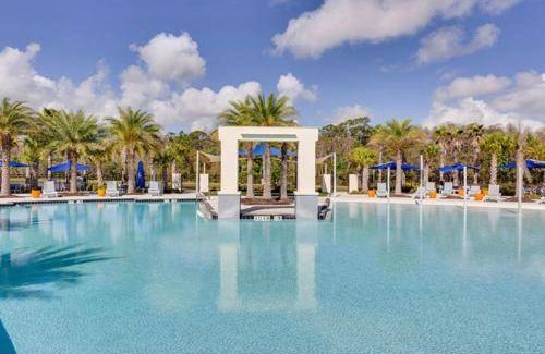 Bay Hill House | 623 m² House ∙ 4 bedrooms ∙ 8 guests
