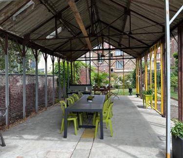 Noisy-le-Sec Bed & Breakfast | 65 m² Bed and breakfast ∙ 5 guests