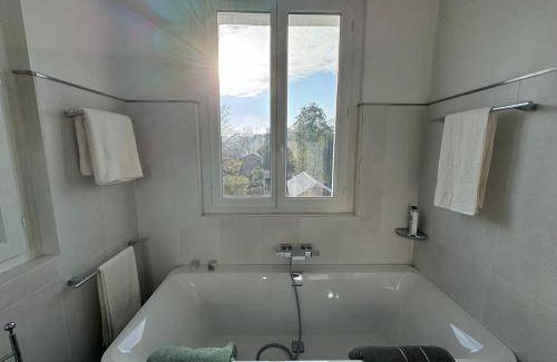 Noisy-le-Sec Bed & Breakfast | 65 m² Bed and breakfast ∙ 5 guests