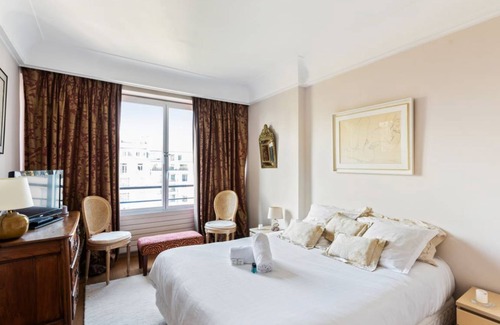 Passy Apartment | 68 m² Apartment ∙ 1 bedroom ∙ 2 guests
