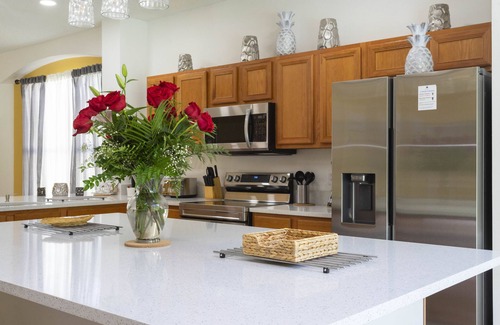 Kissimmee House | 7 Bedroom Luxury Home , Sleeps 16