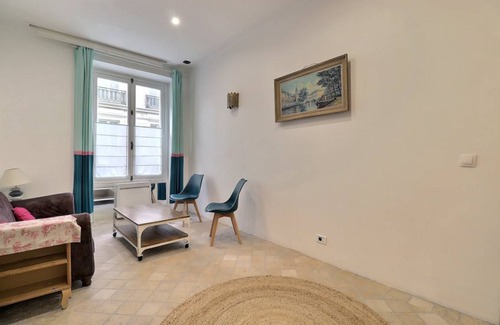 L'Europe Apartment | 70 m² Apartment ∙ 2 bedrooms ∙ 4 guests
