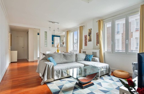 La Garenne-Colombes Apartment | 75 m² Apartment ∙ 2 bedrooms ∙ 4 guests
