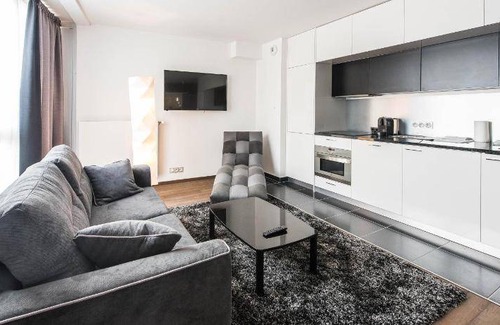 Clichy Apartment | 75 m² Serviced apartment ∙ 2 bedrooms ∙ 127 guests