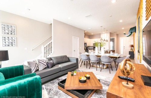 West Kissimmee Villa | 7572 Sunny Dreams Lane