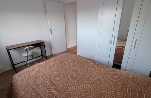 Epinay-sur-Seine Apartment | 76 m² Apartment ∙ 3 bedrooms ∙ 8 guests