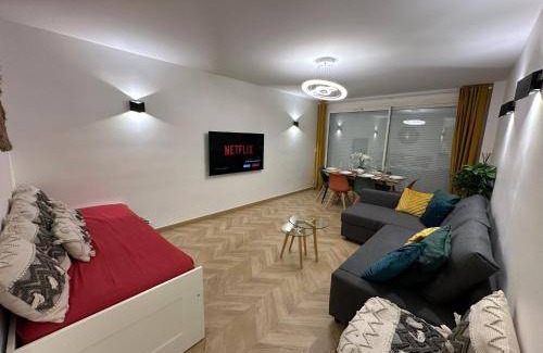 Montrouge Apartment | 78 m² Apartment ∙ 2 bedrooms ∙ 12 guests
