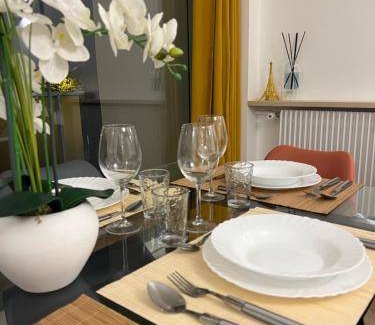 Montrouge Apartment | 78 m² Apartment ∙ 2 bedrooms ∙ 12 guests