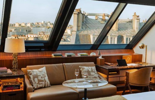 Paris City Center Hotel | 78 m² Hotel ∙ 127 guests