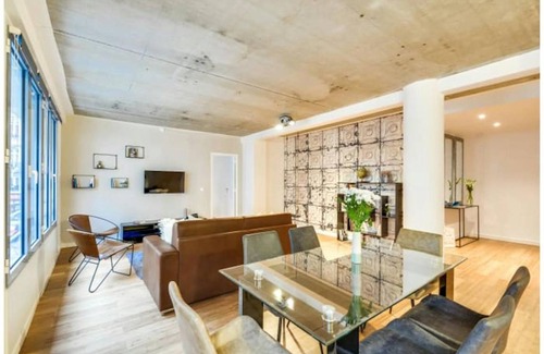 Quartier Saint-Georges Apartment | 80 m² Apartment ∙ 2 bedrooms ∙ 4 guests