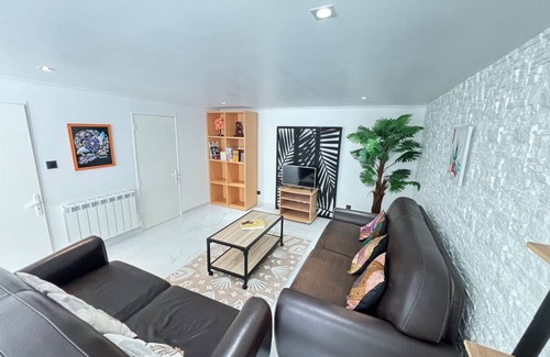 Bailly-Romainvilliers Apartment | 80 m² Apartment ∙ 2 bedrooms ∙ 4 guests