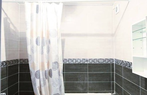 Croix des Meches Resort | 80 m² Private room ∙ 1 bedroom ∙ 1 guest