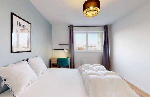 Choisy-le-Roi Resort | 82 m² Private room ∙ 1 bedroom ∙ 2 guests