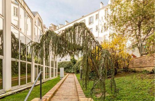 Grenelle Apartment | 85 m² Apartment ∙ 3 bedrooms ∙ 8 guests