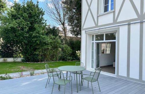 Lagny-sur-Marne Villa | 85 m² Villa ∙ 2 bedrooms ∙ 7 guests