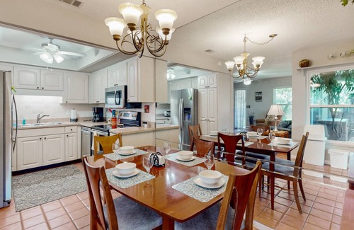 Bearss Plaza Villa | 89 m² Villa ∙ 2 bedrooms ∙ 4 guests