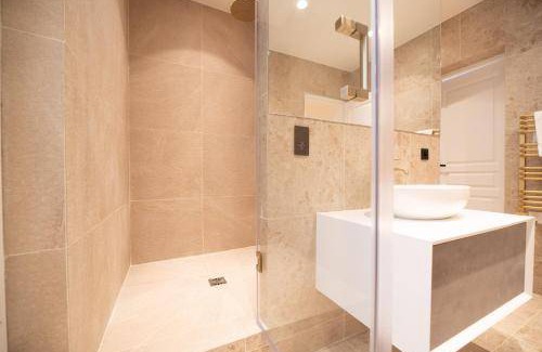 Strasbourg -Saint-Denis Apartment | 90 m² Apartment ∙ 2 bedrooms ∙ 6 guests