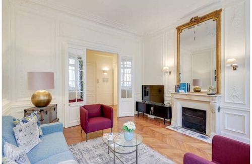 L'Europe Apartment | 90 m² Apartment ∙ 2 bedrooms ∙ 4 guests