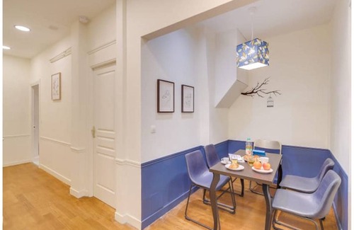 L'Europe Apartment | 90 m² Apartment ∙ 2 bedrooms ∙ 4 guests