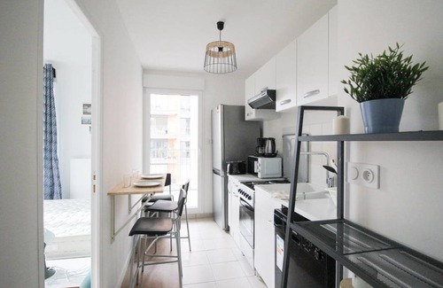 Clichy Resort | 90 m² Private room ∙ 1 bedroom ∙ 5 guests