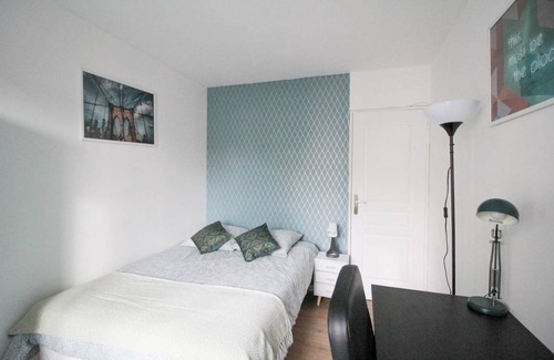 Clichy Resort | 90 m² Private room ∙ 1 bedroom ∙ 5 guests