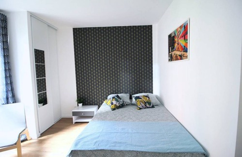 Clichy Resort | 90 m² Private room ∙ 1 bedroom ∙ 5 guests