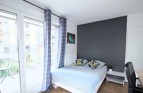 Clichy Resort | 90 m² Private room ∙ 1 bedroom ∙ 5 guests
