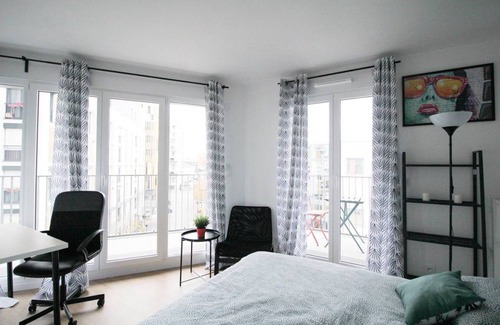 Clichy Resort | 91 m² Private room ∙ 1 bedroom ∙ 4 guests