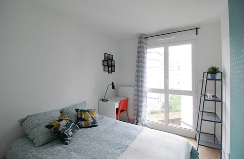 Clichy Resort | 91 m² Private room ∙ 1 bedroom ∙ 4 guests