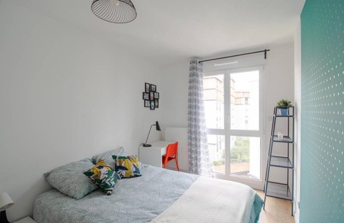 Clichy Resort | 91 m² Private room ∙ 1 bedroom ∙ 4 guests