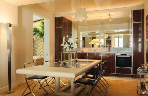 Quartier du Faubourg-Montmartre Hotel | 92 m² Hotel ∙ 4 guests