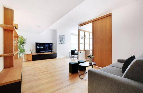 Pere Lachaise Apartment | 95 m² Apartment ∙ 3 bedrooms ∙ 8 guests