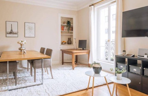 Val-de-Grace Apartment | 95 m² Apartment ∙ 3 bedrooms ∙ 6 guests