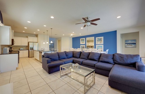 Four Corners House | 9Br/6Ba luxurious Pool House with lake view from 280/nt, Close To Disney